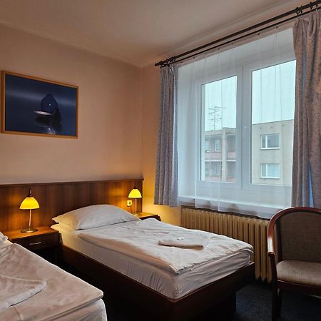 Hotel Trim Pardubice Exterior photo